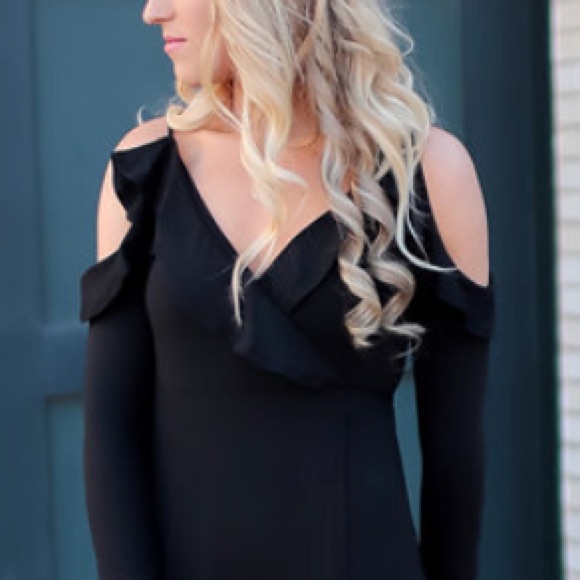 Last 1 Medium Romantic Ruffled Cold Shoulder Dress - Picture 5 of 8